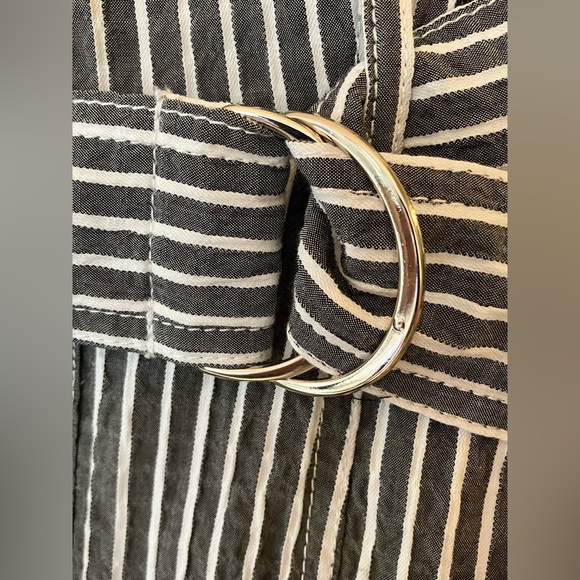 White House Black Market Striped Utility Midi. Size - 0P. - Picture 8 of 13